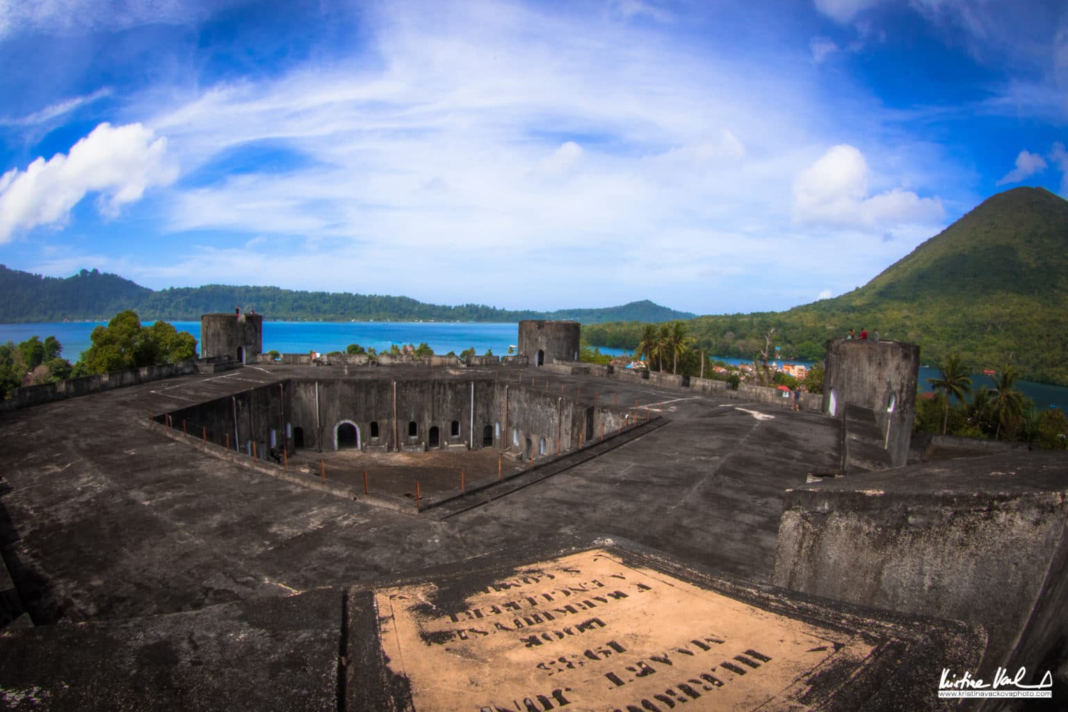 Discover the Beauty of Indonesia by diving in Banda Sea | Calico Jack